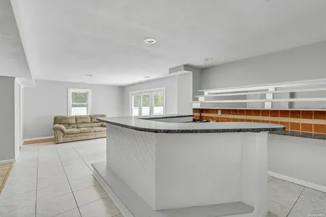 24 Contessa Port Jefferson NY 11777