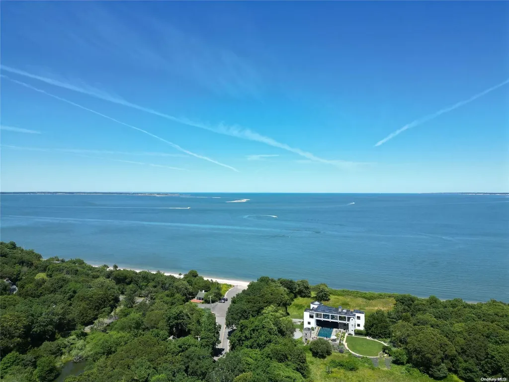43 Chapel Lane East Hampton NY 11937