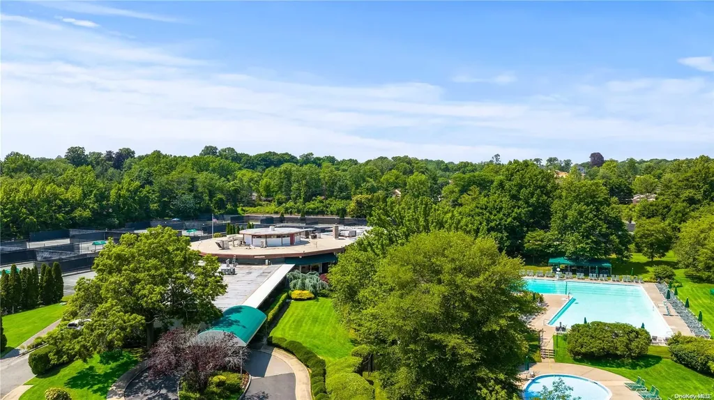 100 Long Island Expressway Manhasset NY 11030