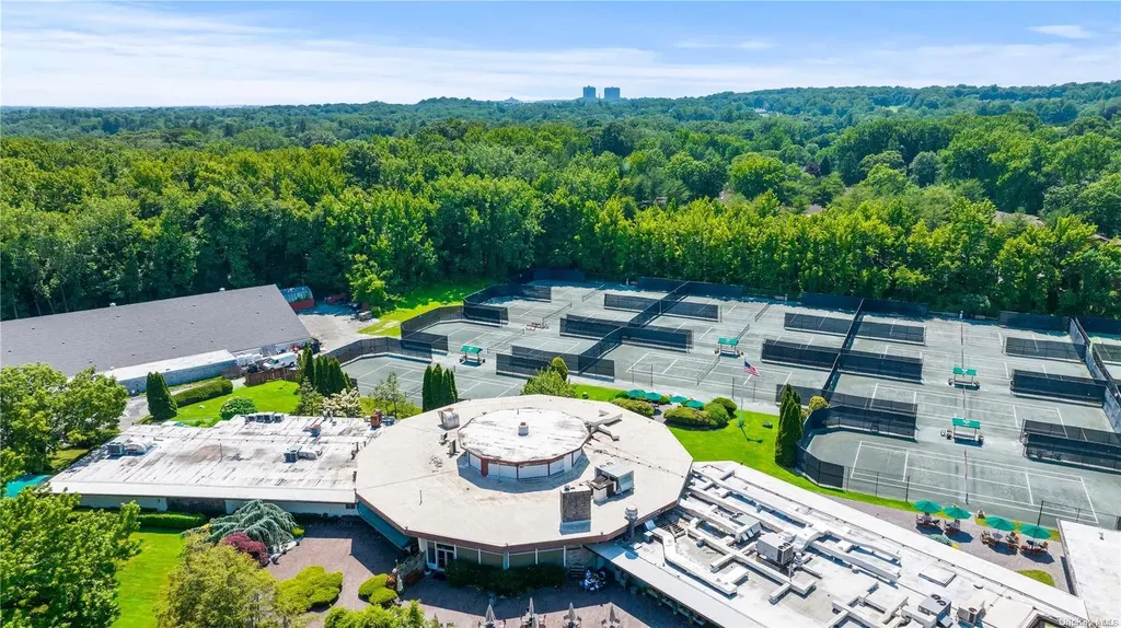 100 Long Island Expressway Manhasset NY 11030