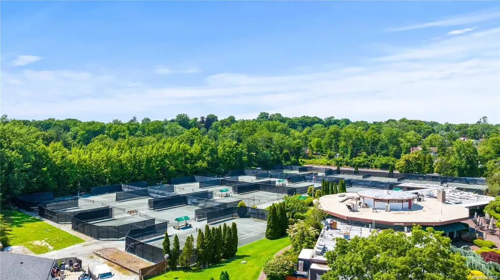 100 Long Island Expressway Manhasset NY 11030