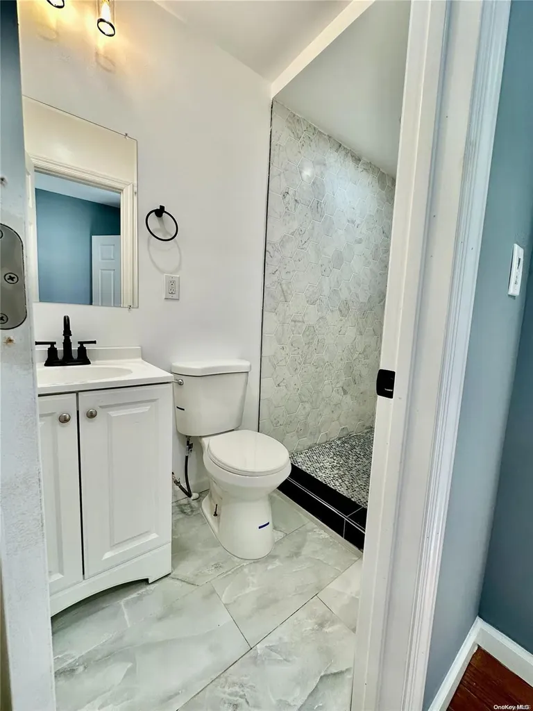1718 Pine Acres Boulevard Bay Shore NY 11706