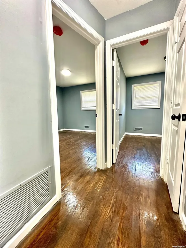1718 Pine Acres Boulevard Bay Shore NY 11706