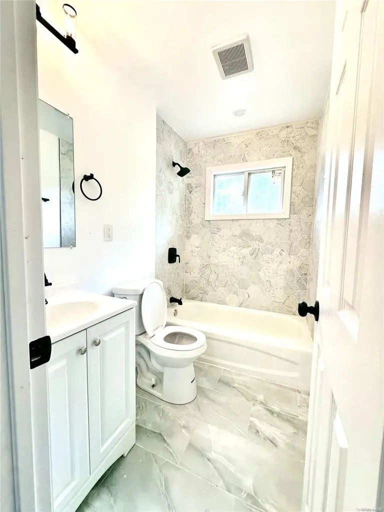 1718 Pine Acres Boulevard Bay Shore NY 11706