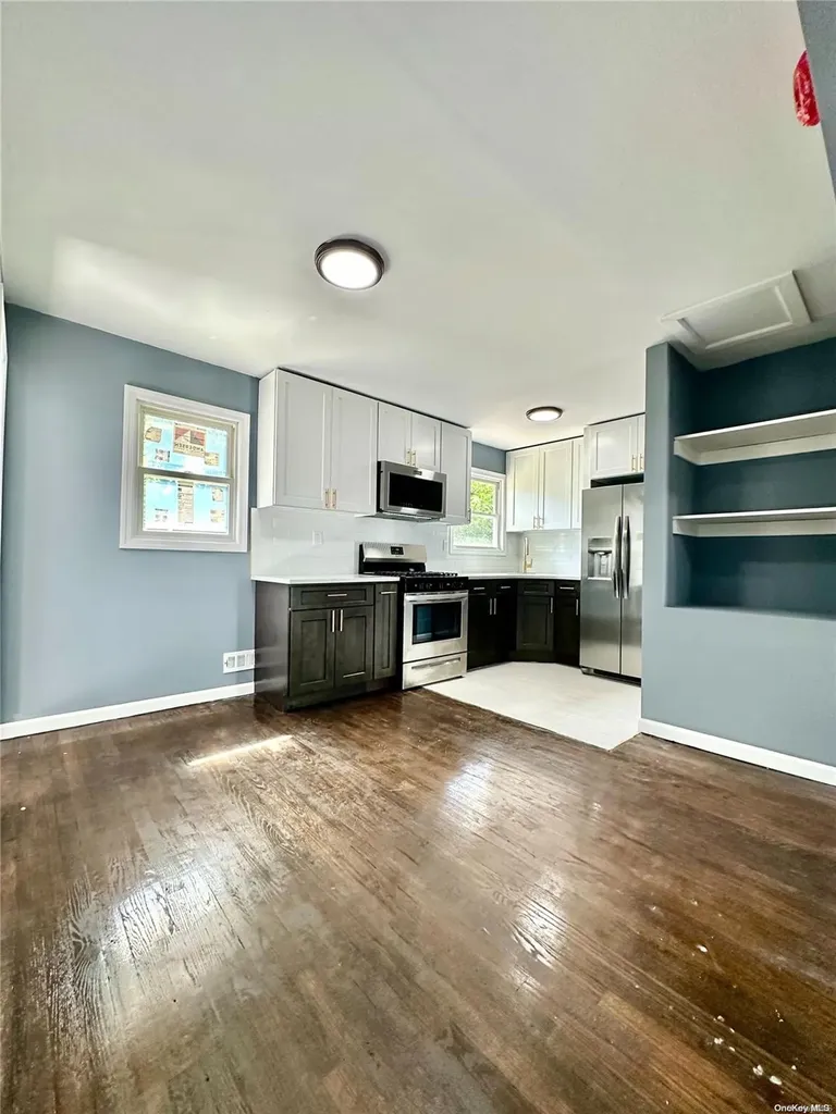 1718 Pine Acres Boulevard Bay Shore NY 11706