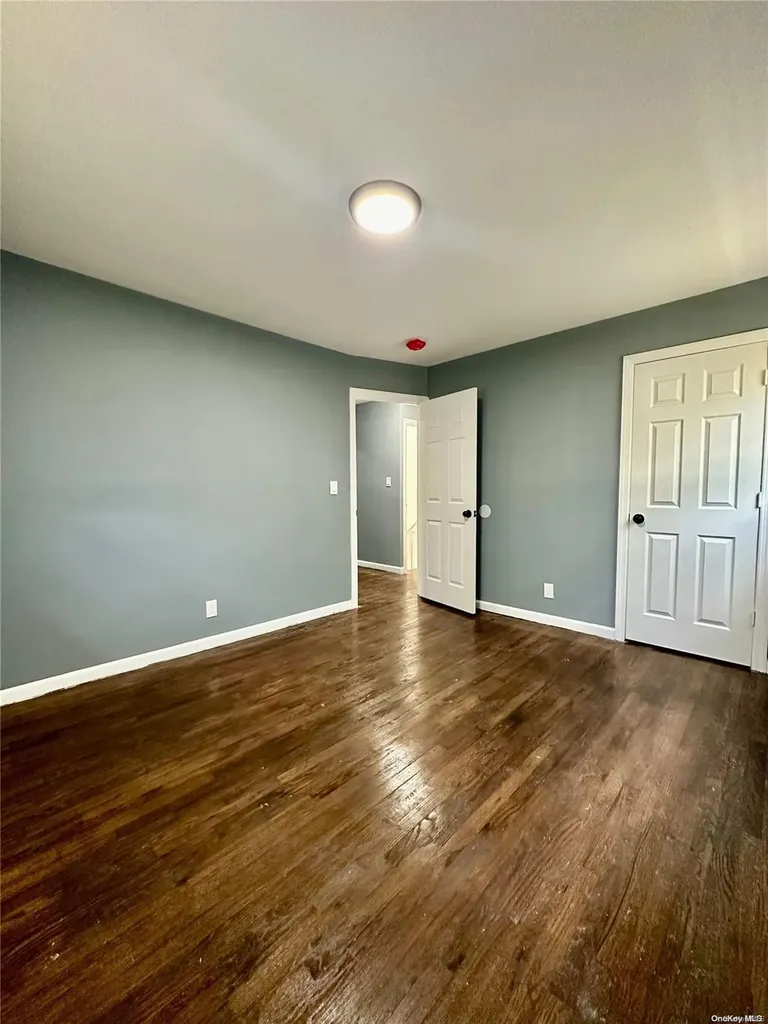1718 Pine Acres Boulevard Bay Shore NY 11706