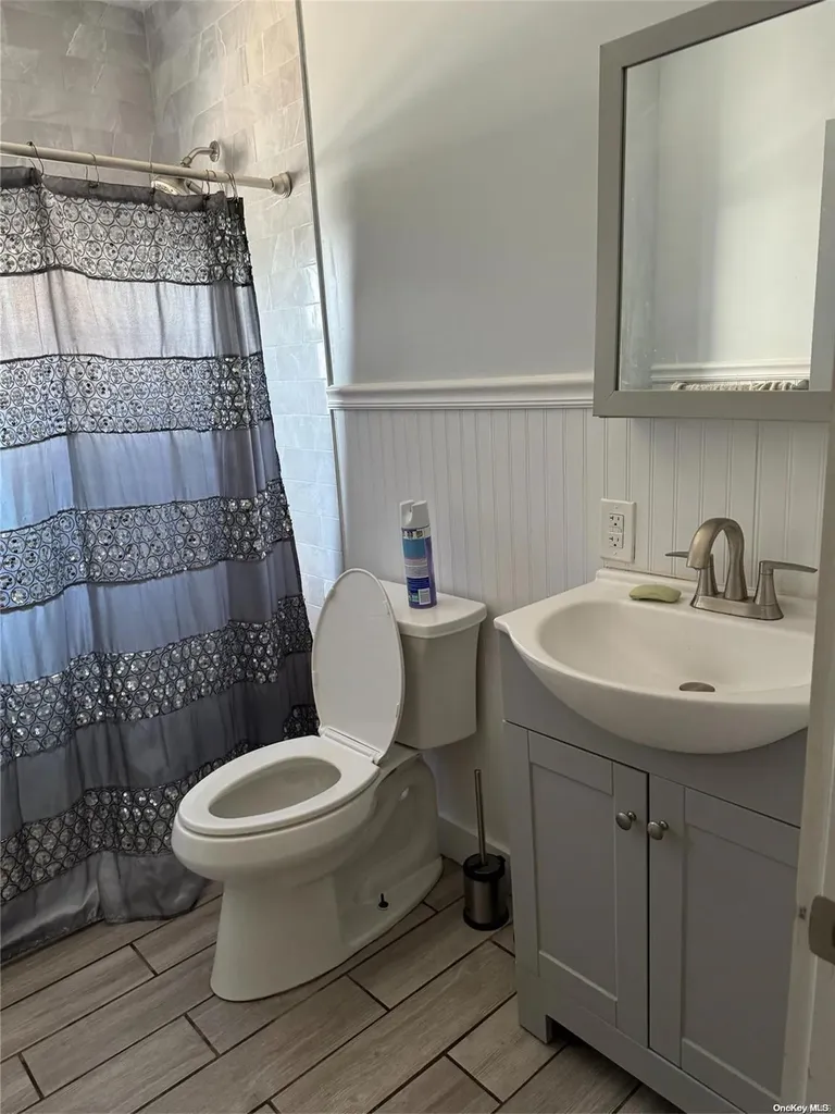 67 Archer Street Freeport NY 11520