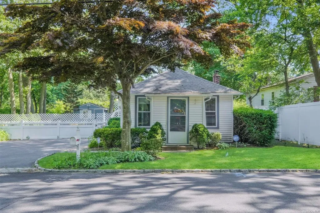 126 Mastic Boulevard Mastic NY 11950