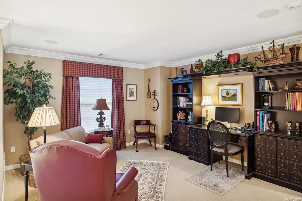 95 Windflower Lane Riverhead NY 11901