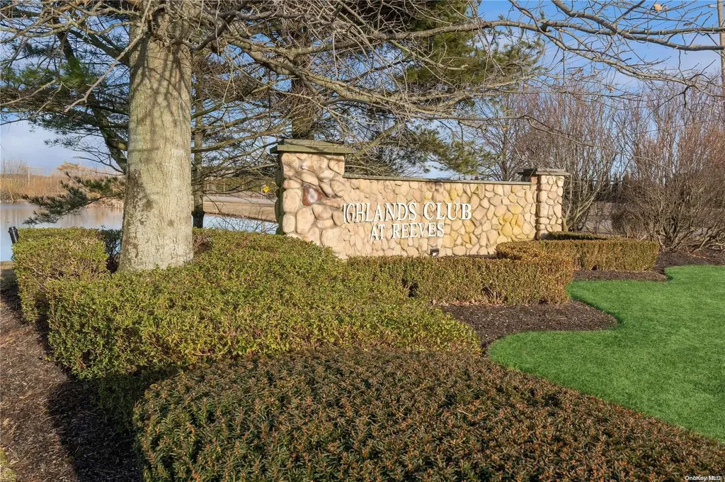 95 Windflower Lane Riverhead NY 11901