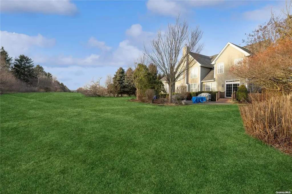 95 Windflower Lane Riverhead NY 11901