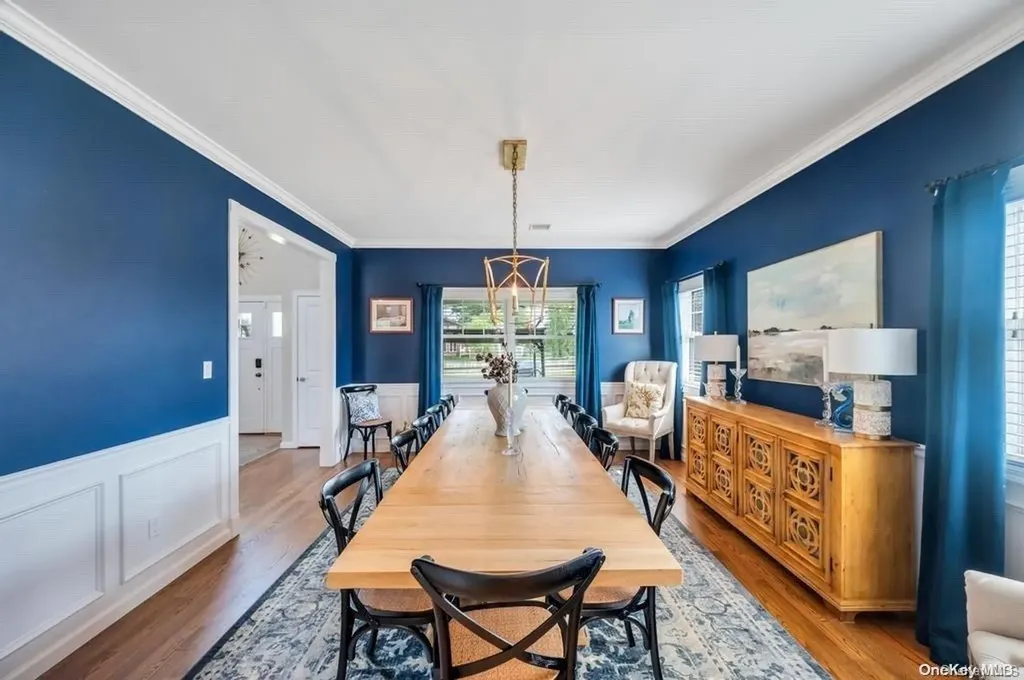 30 Kittiwake Lane Babylon NY 11702