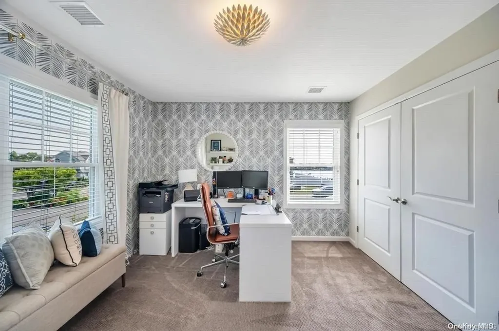 30 Kittiwake Lane Babylon NY 11702