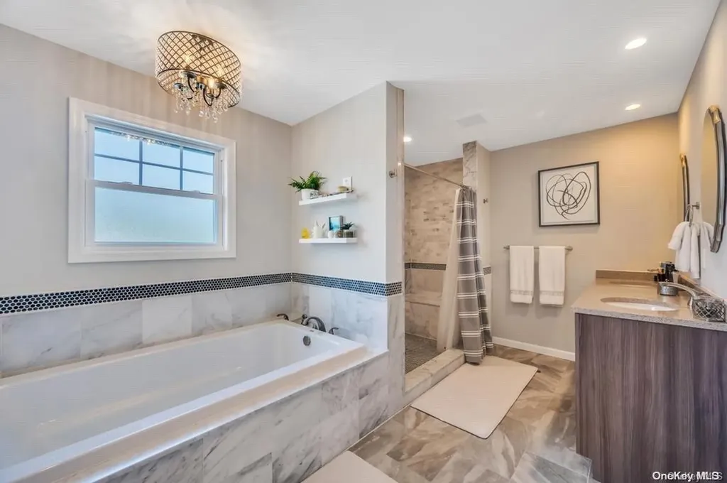 30 Kittiwake Lane Babylon NY 11702