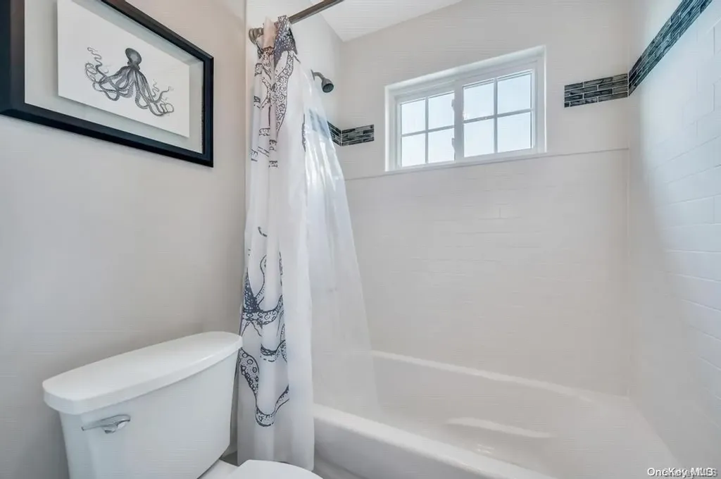 30 Kittiwake Lane Babylon NY 11702