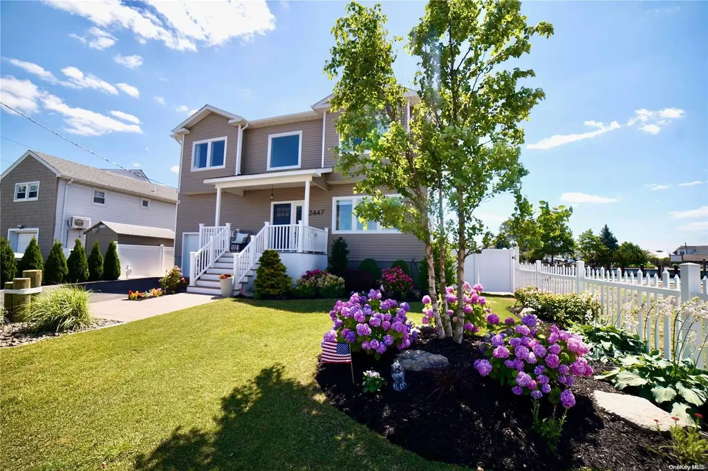 2447 Ellsworth Street Seaford NY 11783