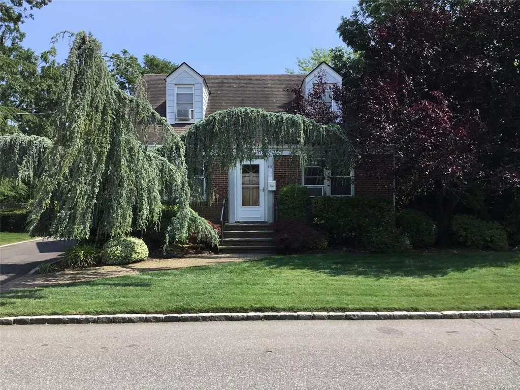 25 Korol Street Bay Shore NY 11706