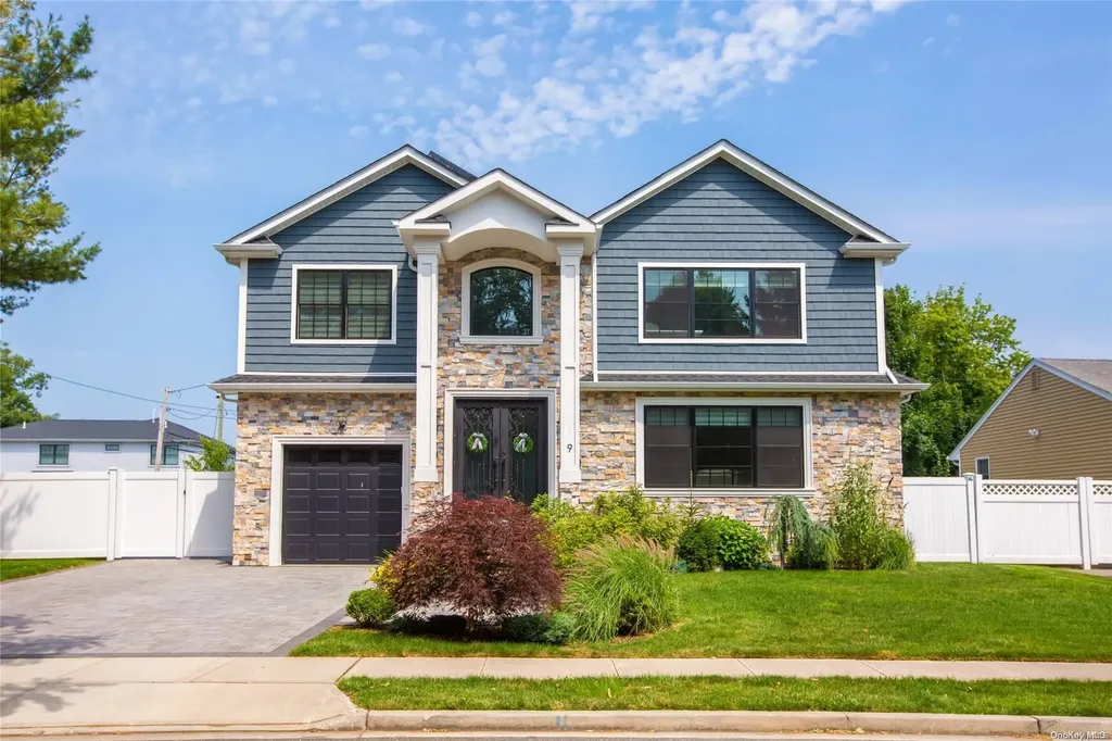 9 Elderberry Road Syosset NY 11791
