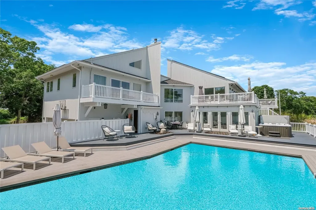333 Roe Avenue East Patchogue NY 11772