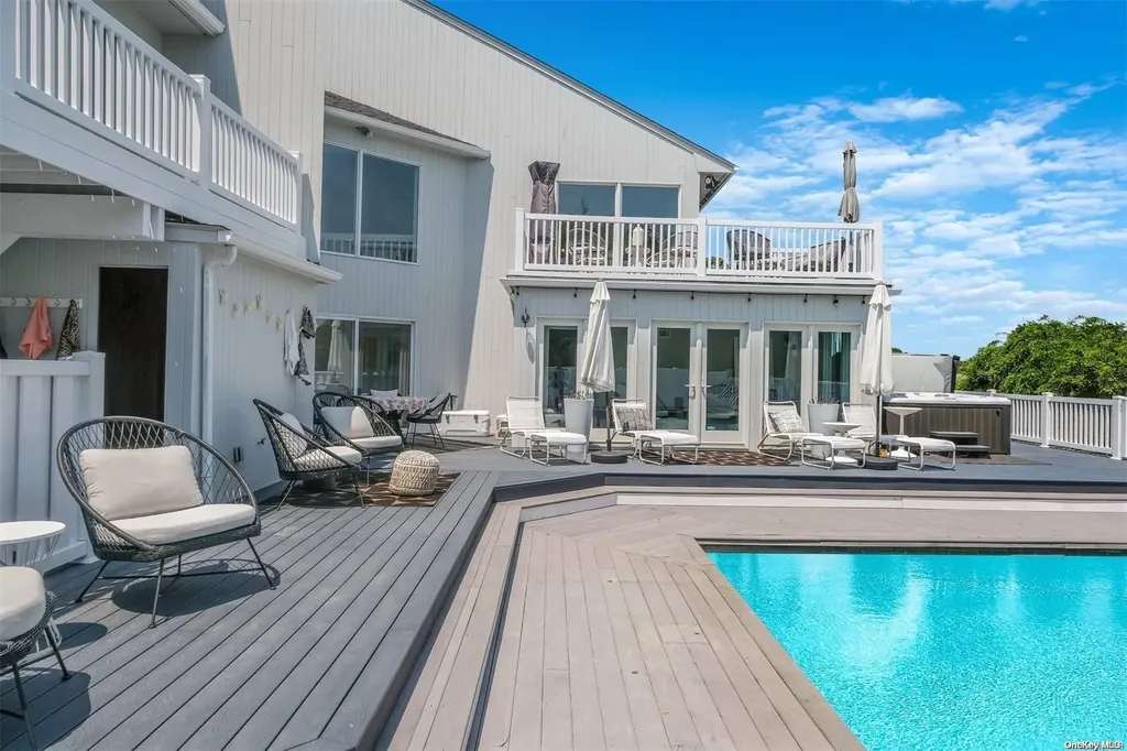 333 Roe Avenue East Patchogue NY 11772
