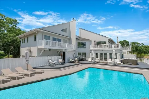 333 Roe Avenue East Patchogue NY 11772