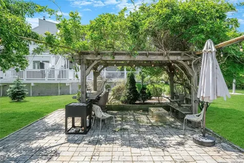 333 Roe Avenue East Patchogue NY 11772