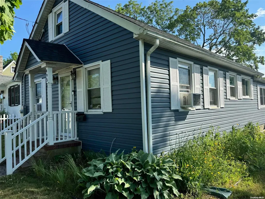 495 Sweezy Avenue Riverhead NY 11901