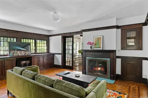 1200 Indian Neck Lane Peconic NY 11958
