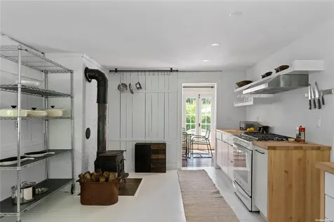1200 Indian Neck Lane Peconic NY 11958