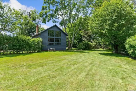 1200 Indian Neck Lane Peconic NY 11958