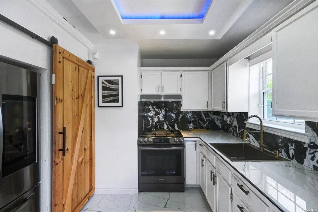 8 Walnut Street Central Islip NY 11722