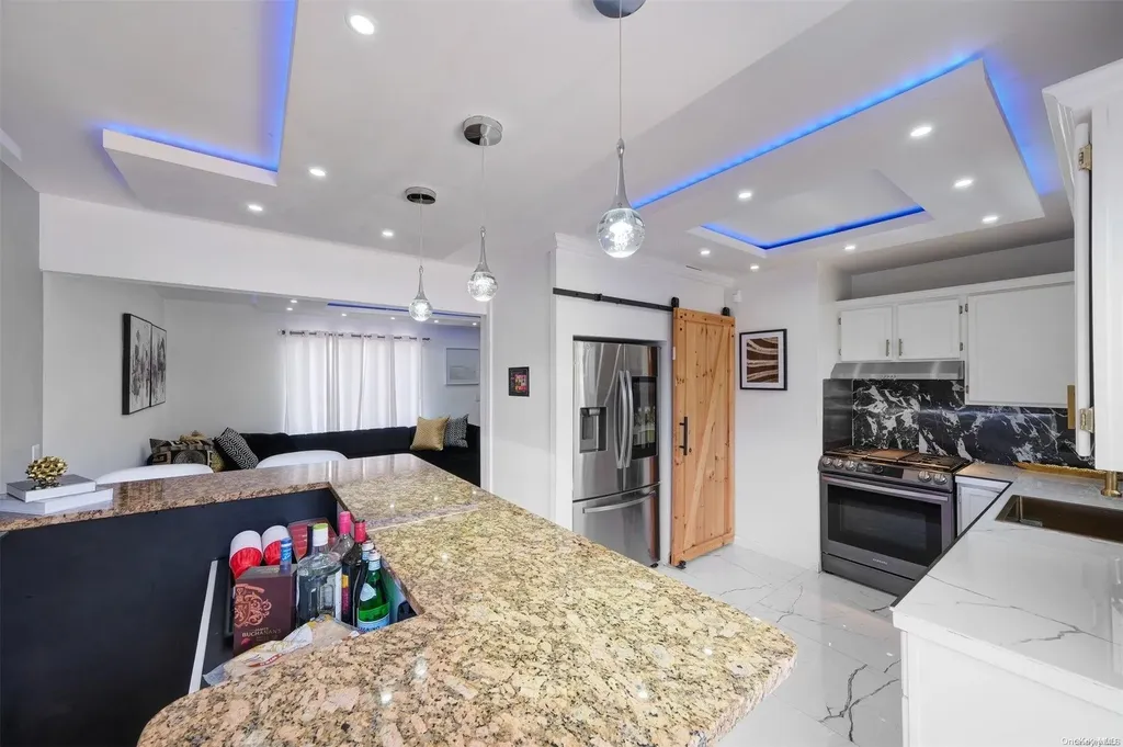8 Walnut Street Central Islip NY 11722