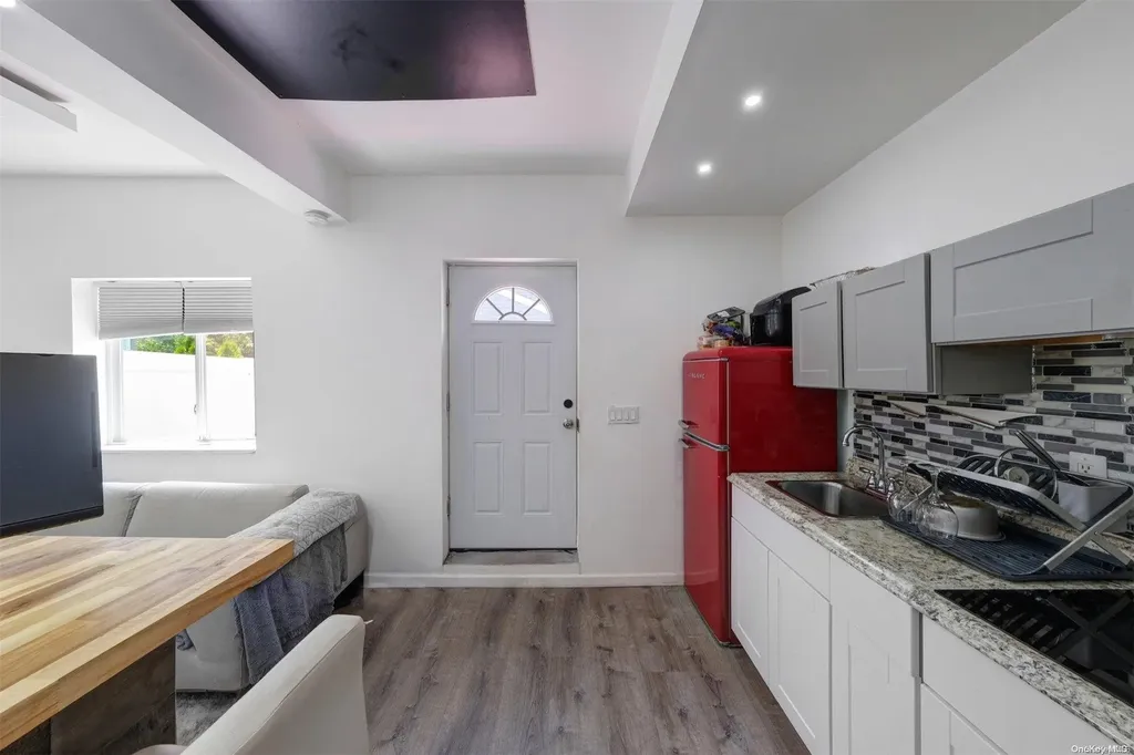 8 Walnut Street Central Islip NY 11722