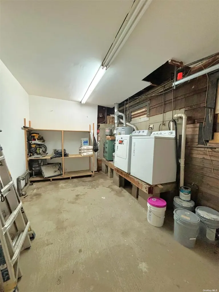 36 Walnut Road Inwood NY 11096