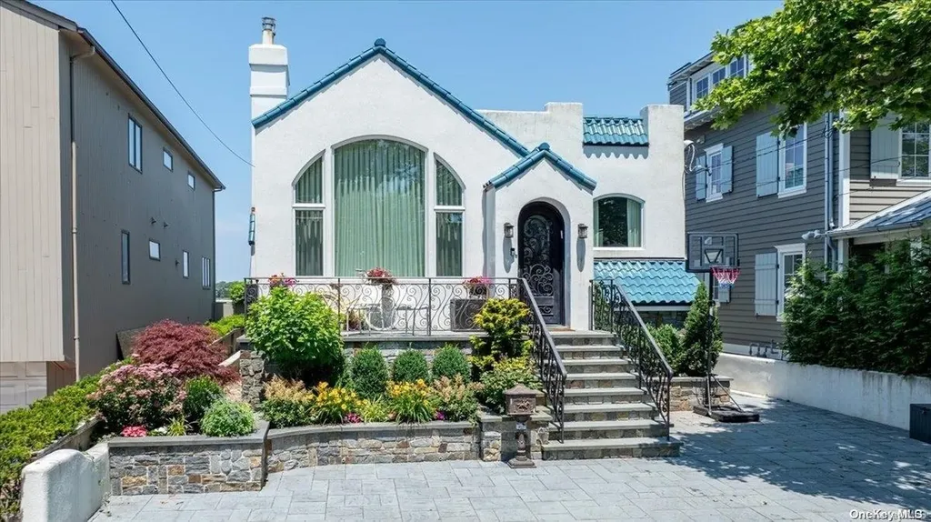 1736 Bay Boulevard Atlantic Beach NY 11509