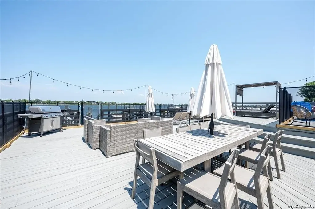 1736 Bay Boulevard Atlantic Beach NY 11509
