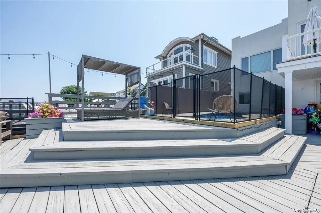 1736 Bay Boulevard Atlantic Beach NY 11509