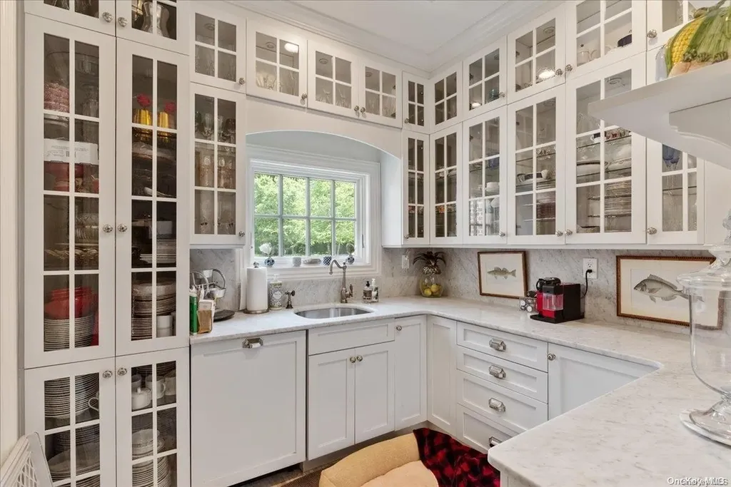 2160 Titus Path Muttontown NY 11791