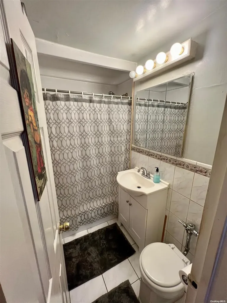 85-10 151 Avenue Howard Beach NY 11414