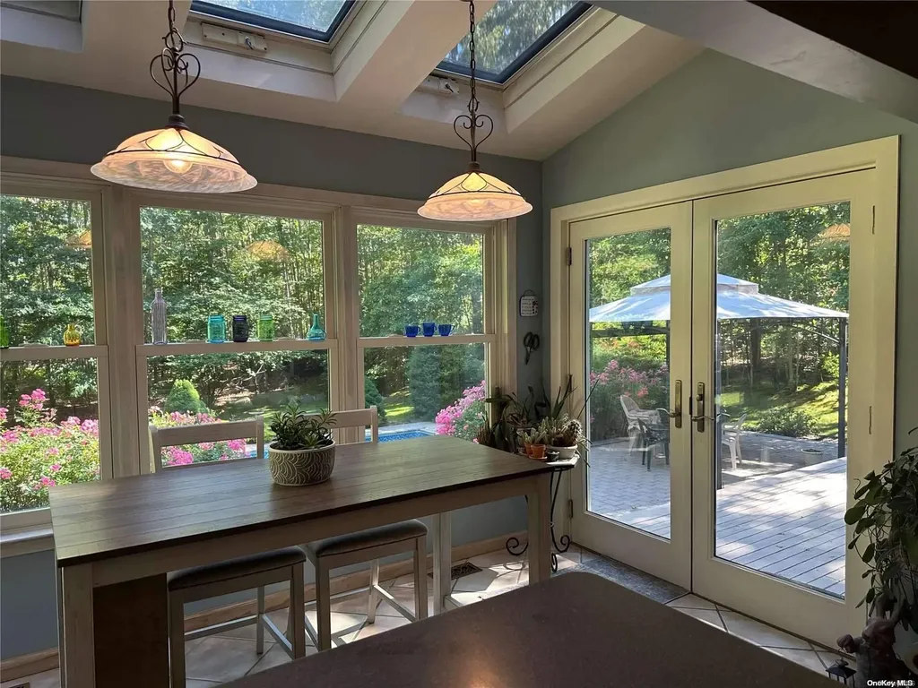 6 Carriage Path Manorville NY 11949