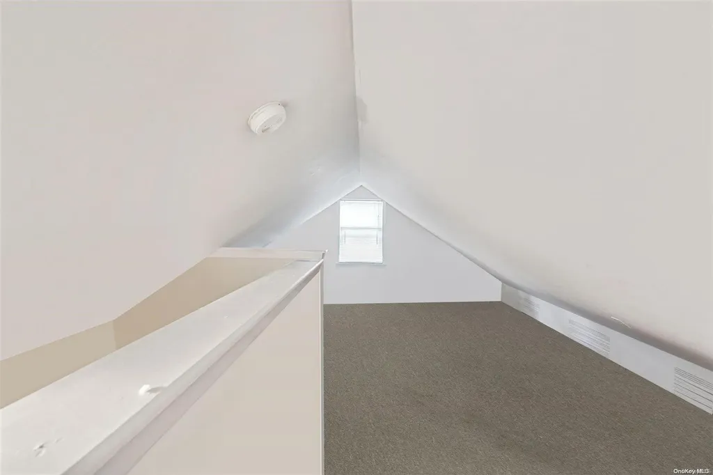 31 Hickory Road Rocky Point NY 11778