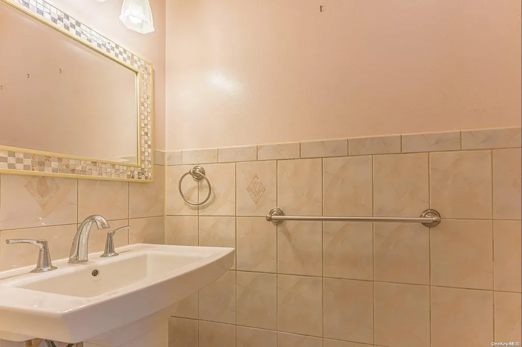 459 Van Siclen Avenue Brooklyn NY 11207