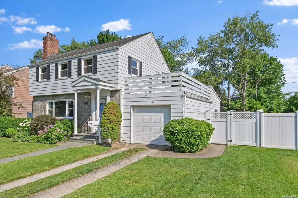 1069 Milburn Road Valley Stream NY 11580