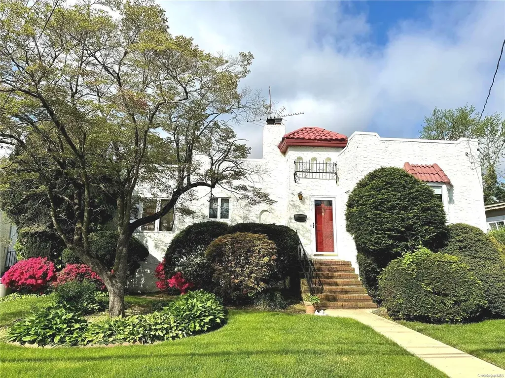 90 Lincoln Boulevard Merrick NY 11566