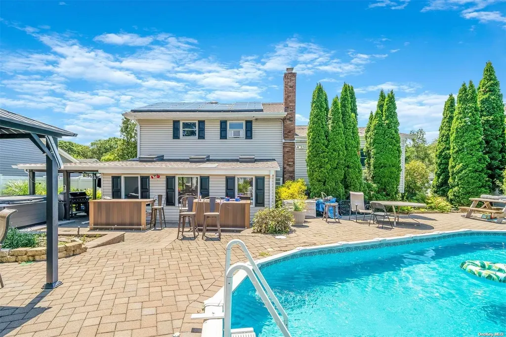 21 Glen Lane Kings Park NY 11754