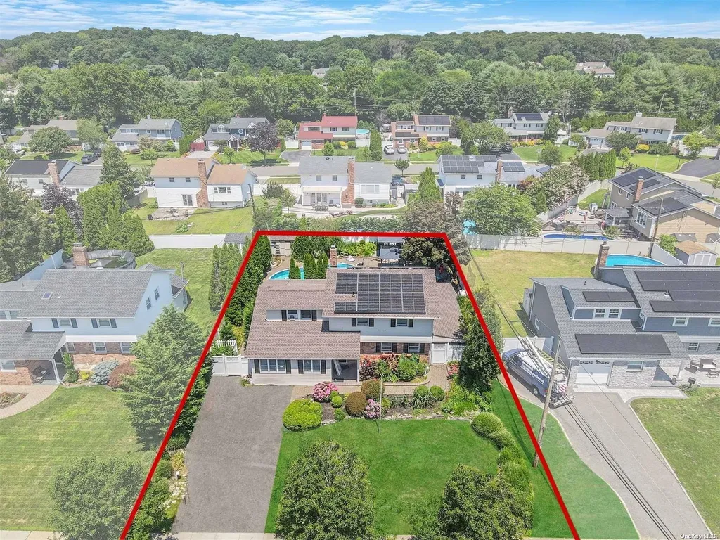 21 Glen Lane Kings Park NY 11754