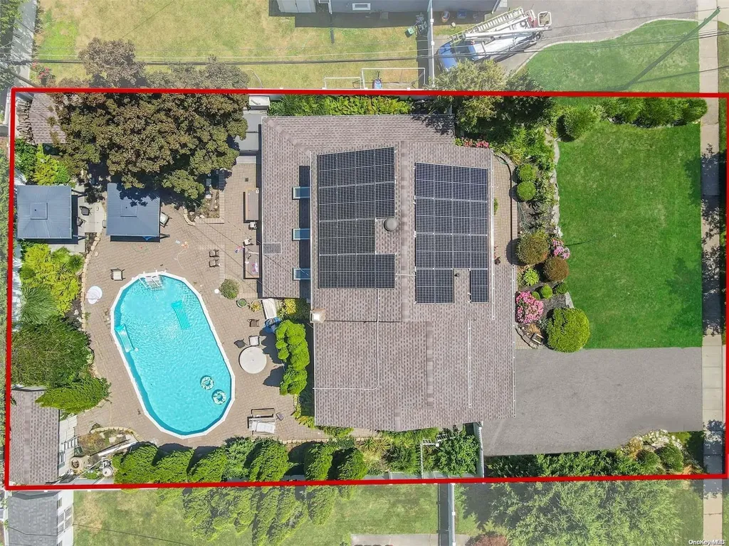 21 Glen Lane Kings Park NY 11754