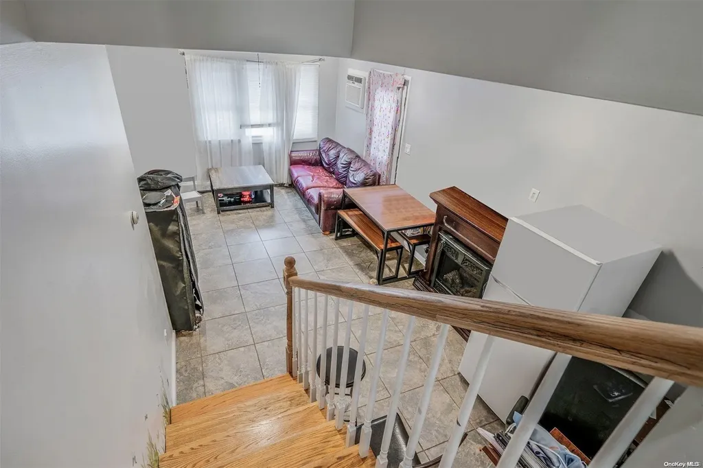 21 Glen Lane Kings Park NY 11754