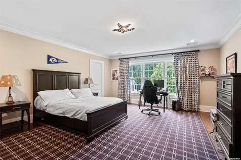 108 Piping Rock Road Locust Valley NY 11560