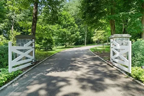 108 Piping Rock Road Locust Valley NY 11560